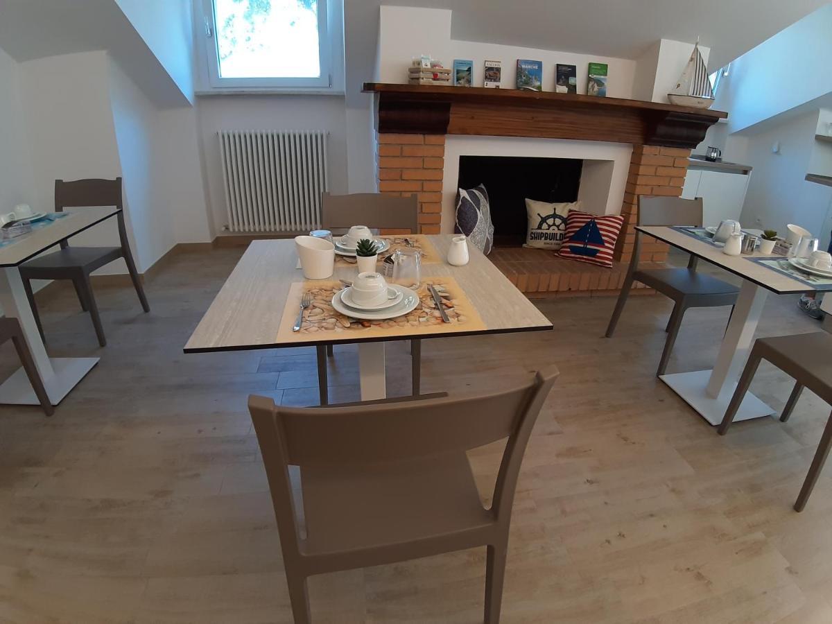 Villa De Ruschi Montacuto Eksteriør bilde