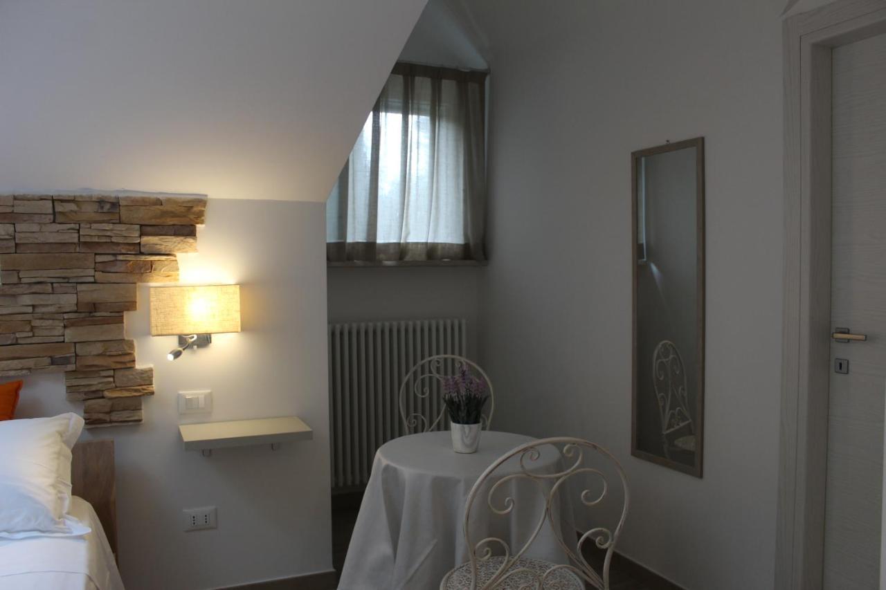 Villa De Ruschi Montacuto Eksteriør bilde