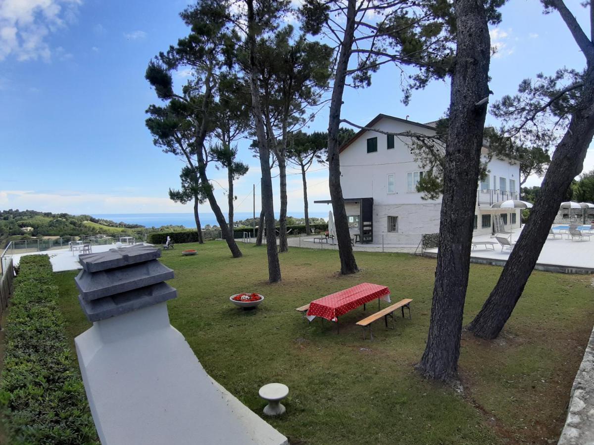 Villa De Ruschi Montacuto Eksteriør bilde